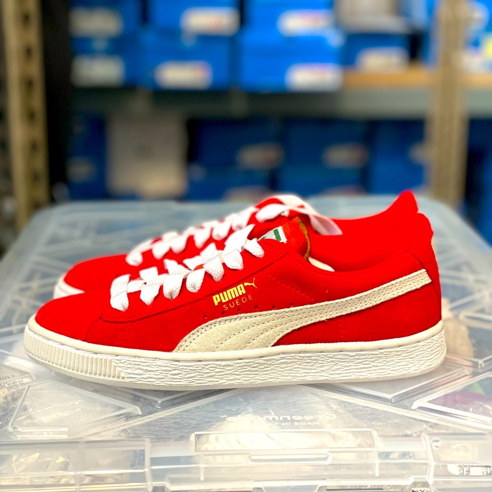 Puma suede jr red new in box